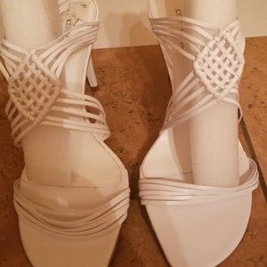 Ladies Strappy Slip-in Sandal